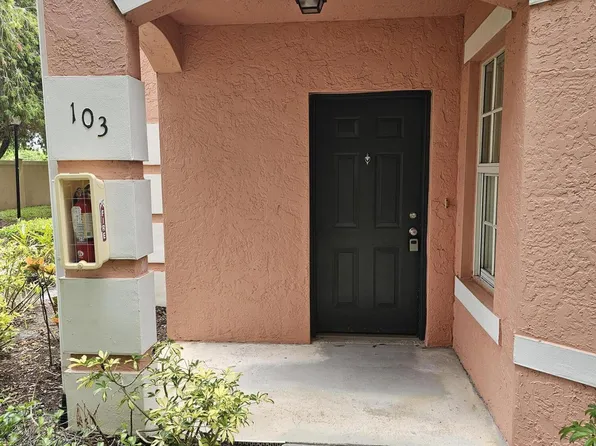150 SW Peacock Blvd APT 103, Port Saint Lucie, FL 34986