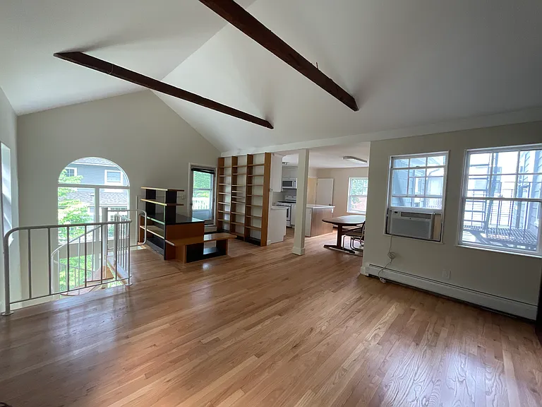 49 Irving St #3 — Photo 1