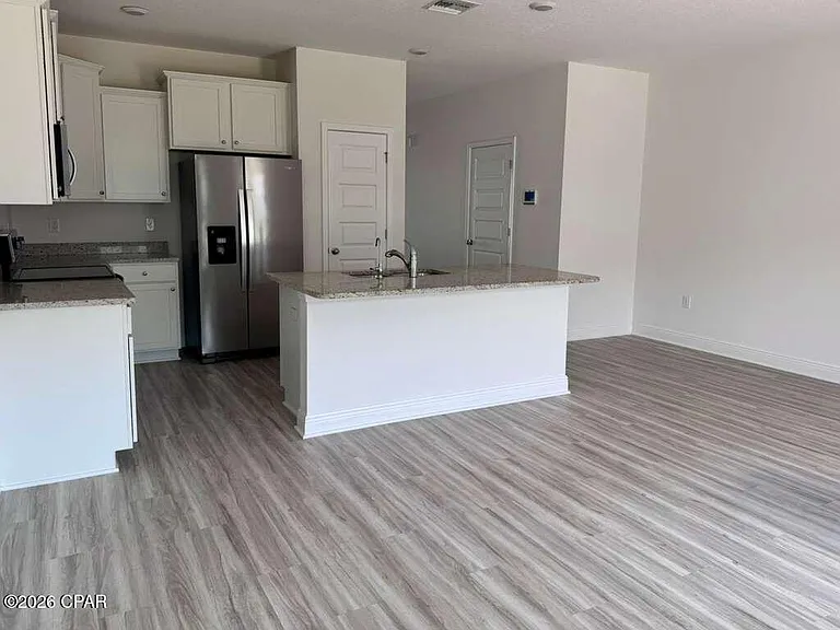 147 Ellery Ln — Photo 16