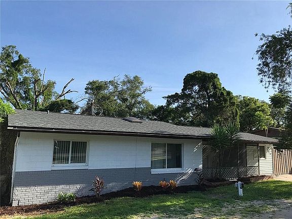 2nd image of 138 Lake Harriet Dr