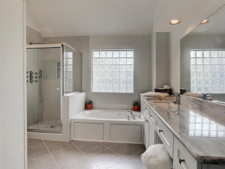 4208 Stanford St — Photo 6