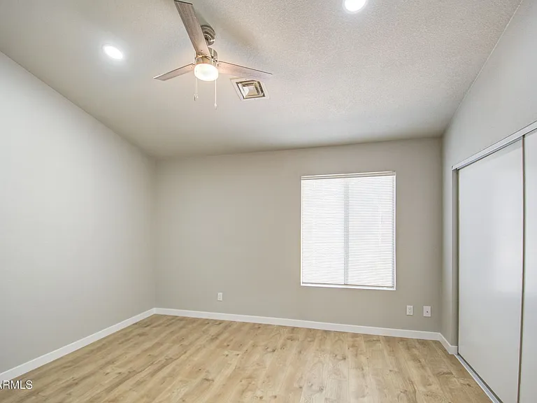 1600 N Saba St #169 — Photo 16