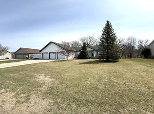 409 Pelican River Rd, Detroit Lakes, MN 56501