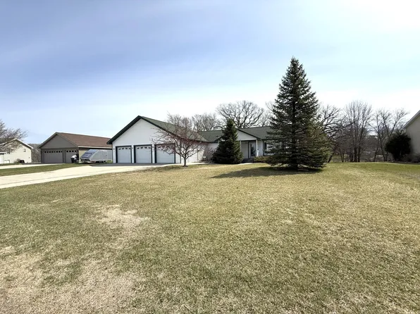 409 Pelican River Rd, Detroit Lakes, MN 56501