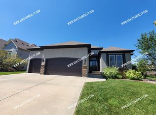 17228 Haskins St, Overland Park, KS 66062