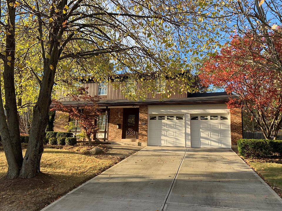 1st image of 818 Clearfield Ln