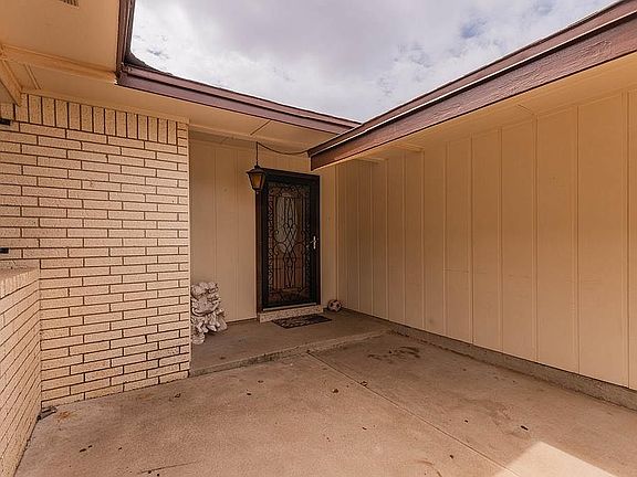 3rd image of 1441 Inwood Dr