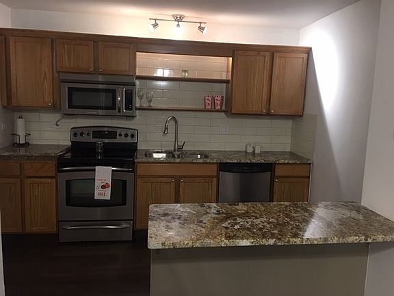 3rd image of 1344 N Geneva Dr APT 3B