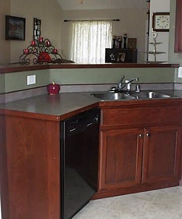 4th image of 639 Jordan Ln