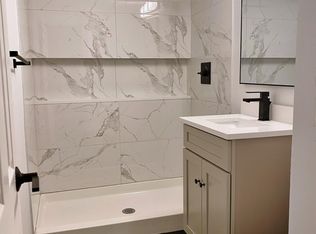 9 Watson Ave APT 1R, Worcester, MA 01606