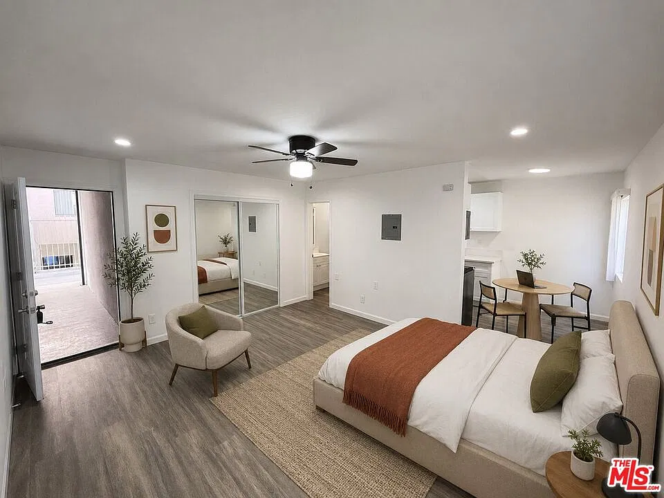 Studio, 1.0 bath, 500 sqft, $1,495 — Photo 1