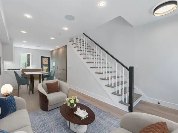 327.5 7th St, Jersey City, NJ 07302