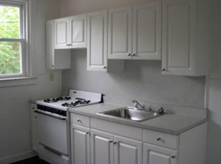 4755 Tampa St, Philadelphia, PA 19120