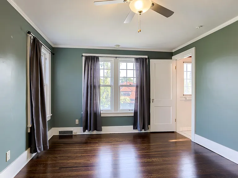 Bedroom Southeast
