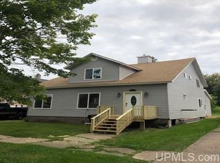 29 N 5th Ave, Iron River, MI 49935