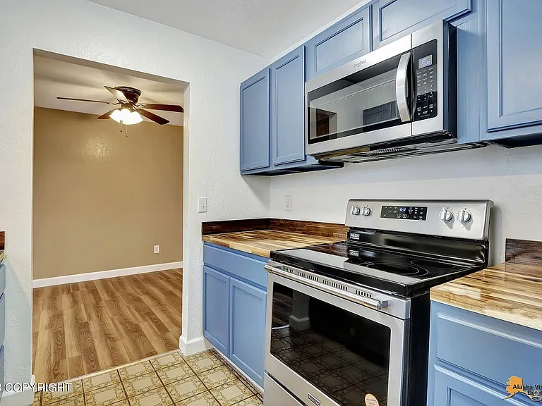 2905 Turnagain St — Photo 26