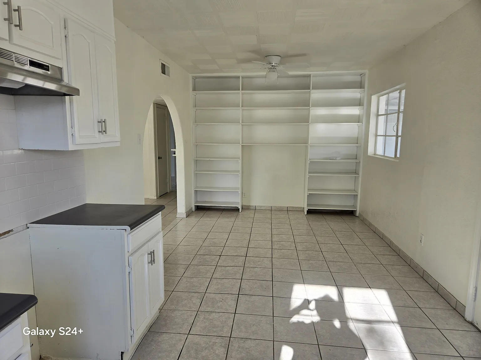 3 bed, 1.5 bath, 1539 sqft, $1,600 — Photo 4