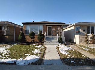 5814 S Narragansett Ave, Chicago, IL 60638