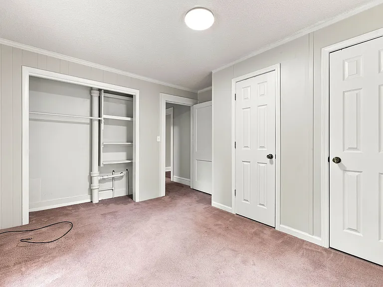 3629 Pleasant Garden Rd — Photo 15