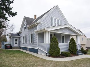 327 W Jackson St, Port Washington, WI 53074