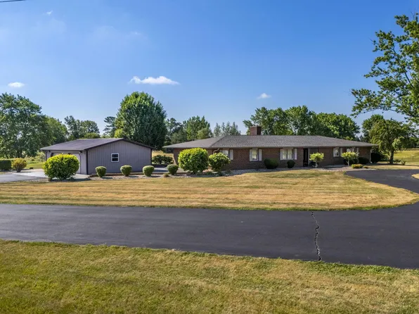 23470 Mouser Rd, New Holland, OH 43145
