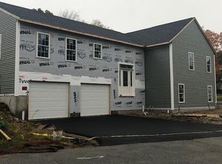 72 Saint Louis Ave, Woonsocket, RI 02895