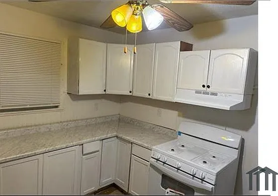 1150 Halloran St — Photo 7