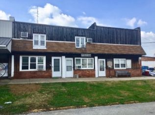 102 S Main St, Grayville, IL 62844