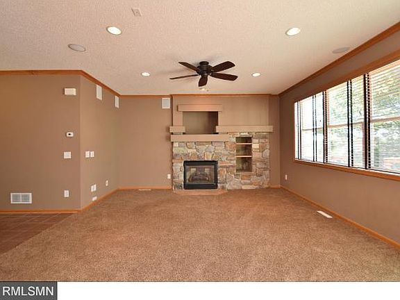 5th image of 4555 Empress Way N