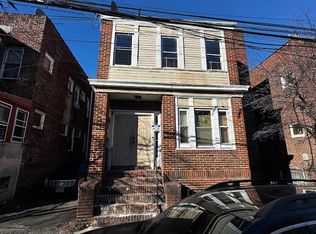 407 S 15th St #2L, Newark, NJ 07103
