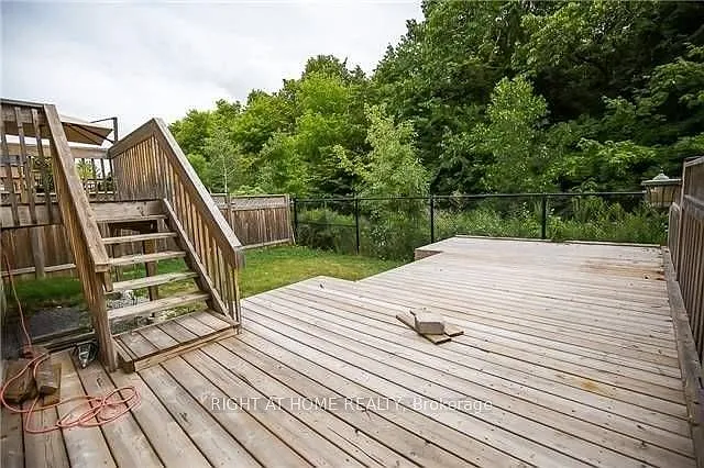 38 Elmeade Ln — Photo 2