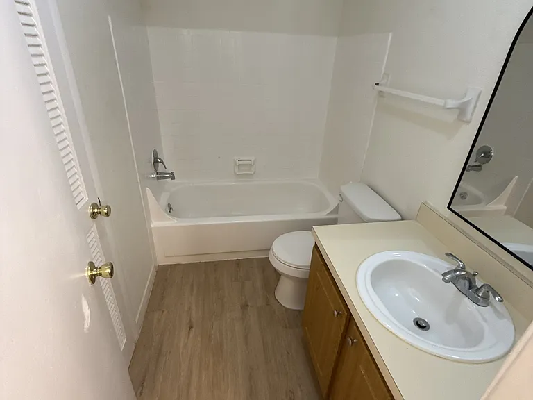 4401 S Semoran Blvd #1 — Photo 15
