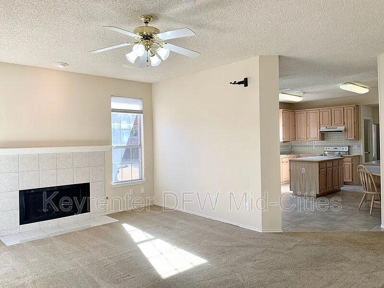 2320 Kittyhawk Dr — Photo 7