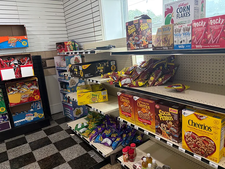 208 W Johnson Hwy — Photo 12