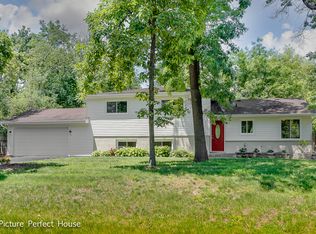 29W326 Helen Ave, West Chicago, IL