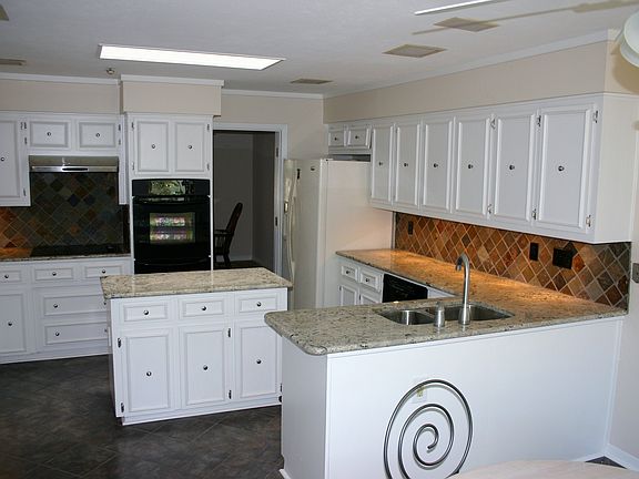 5th image of 7343 Blythdale Dr