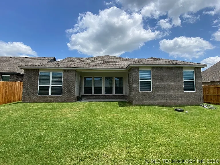 3710 S 13th Pl — Photo 28