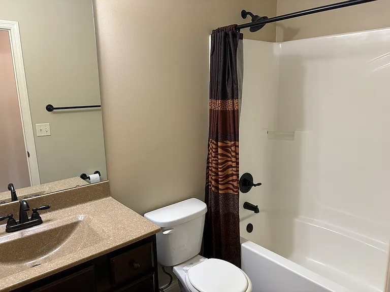 24 Tennis Ct — Photo 11
