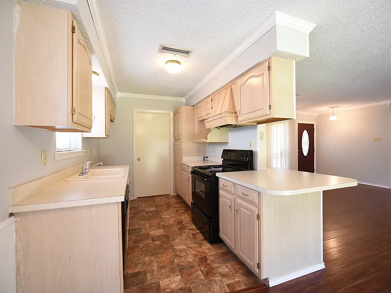 8945 Flicker Ln — Photo 5
