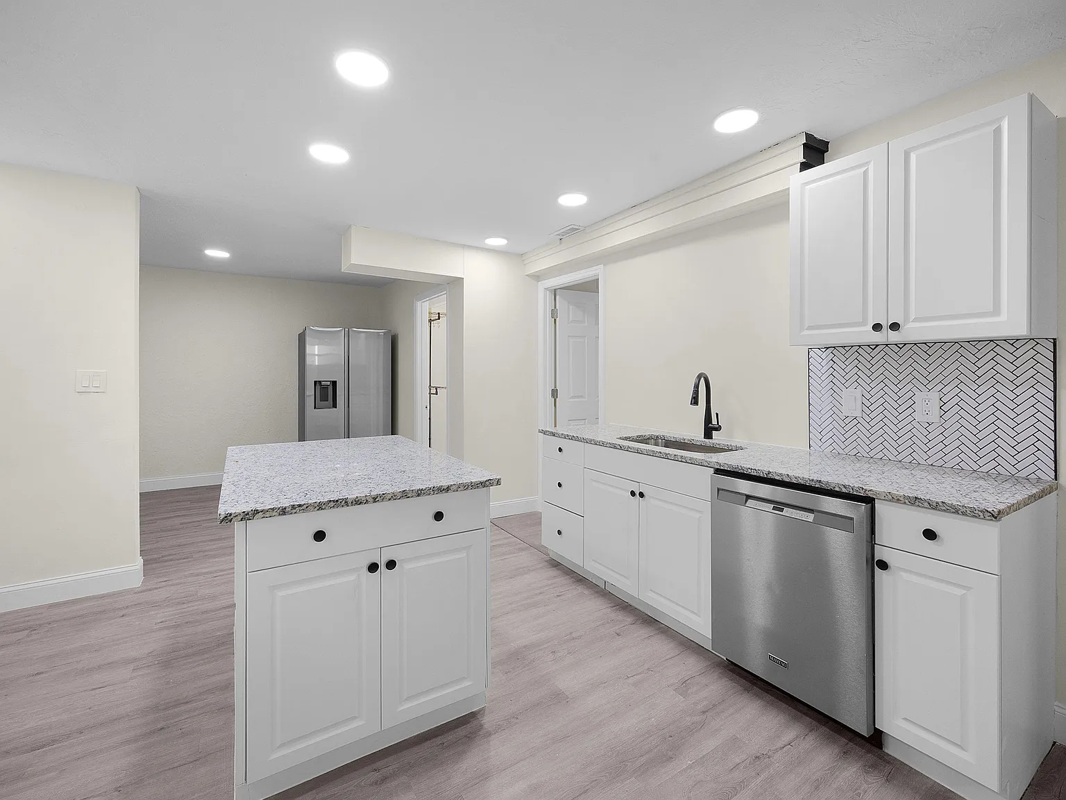 4 bed, 2.0 bath, 1529 sqft, $905 — Photo 4