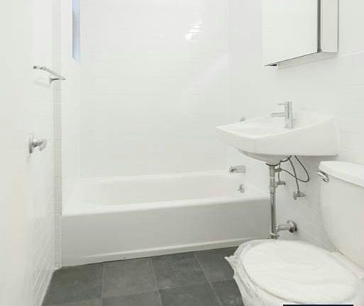 5th image of 334 E 93rd St APT 20