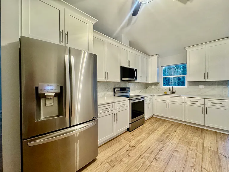 6381 Cherry Ln — Photo 10