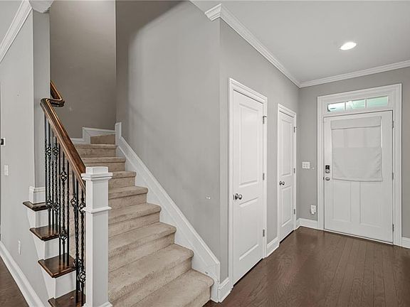 5th image of 2032 Stanfield Ave NW