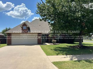 3800 SW Banbury Dr, Bentonville, AR 72713