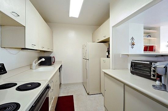 4th image of 535 N Michigan Ave APT 3216