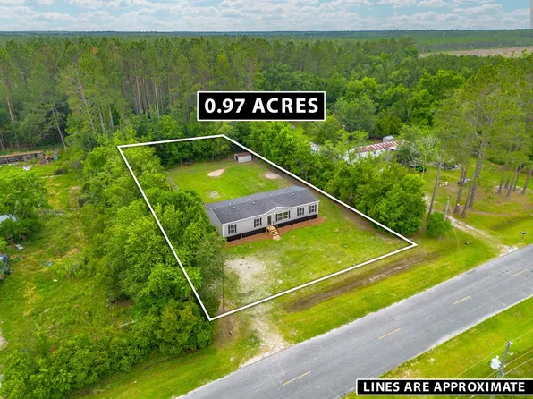 4810 Trail Rd, Waycross, GA 31503