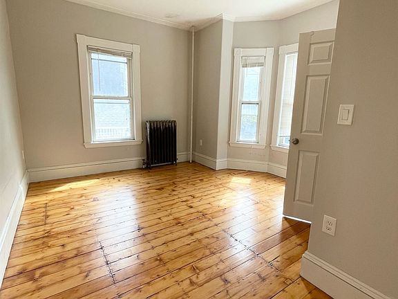 landlord_unit_photo_61759084_4