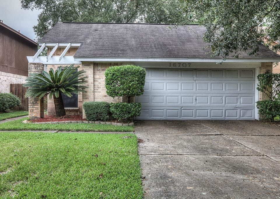 1st image of 16707 Capewood Dr