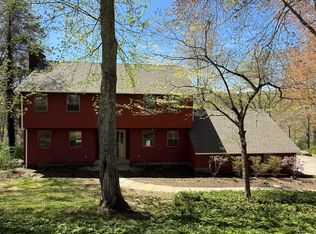 67 Flanders Rd, Woodbury, CT 06798