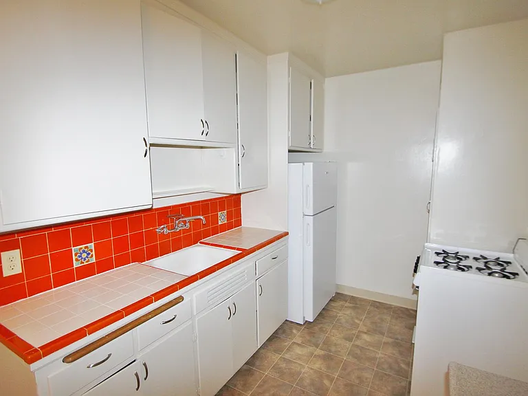 943 Solano Ave #7 — Photo 3